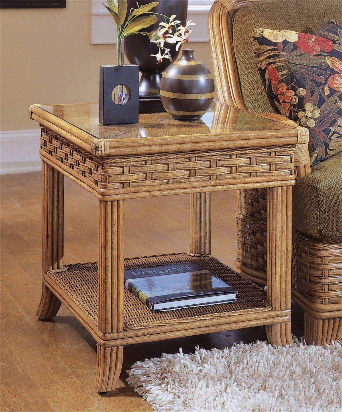 Somerset Rattan End Table Model 953-071 by Braxton Culler