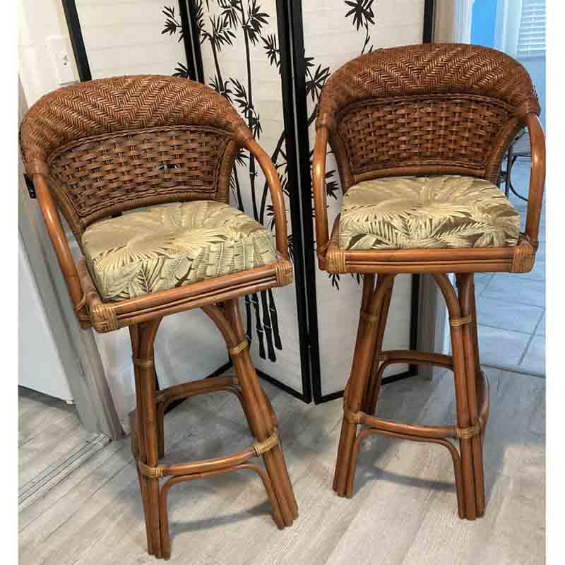 Showroom Sale Autumn Morning Set of 2 Rattan Bar Stools