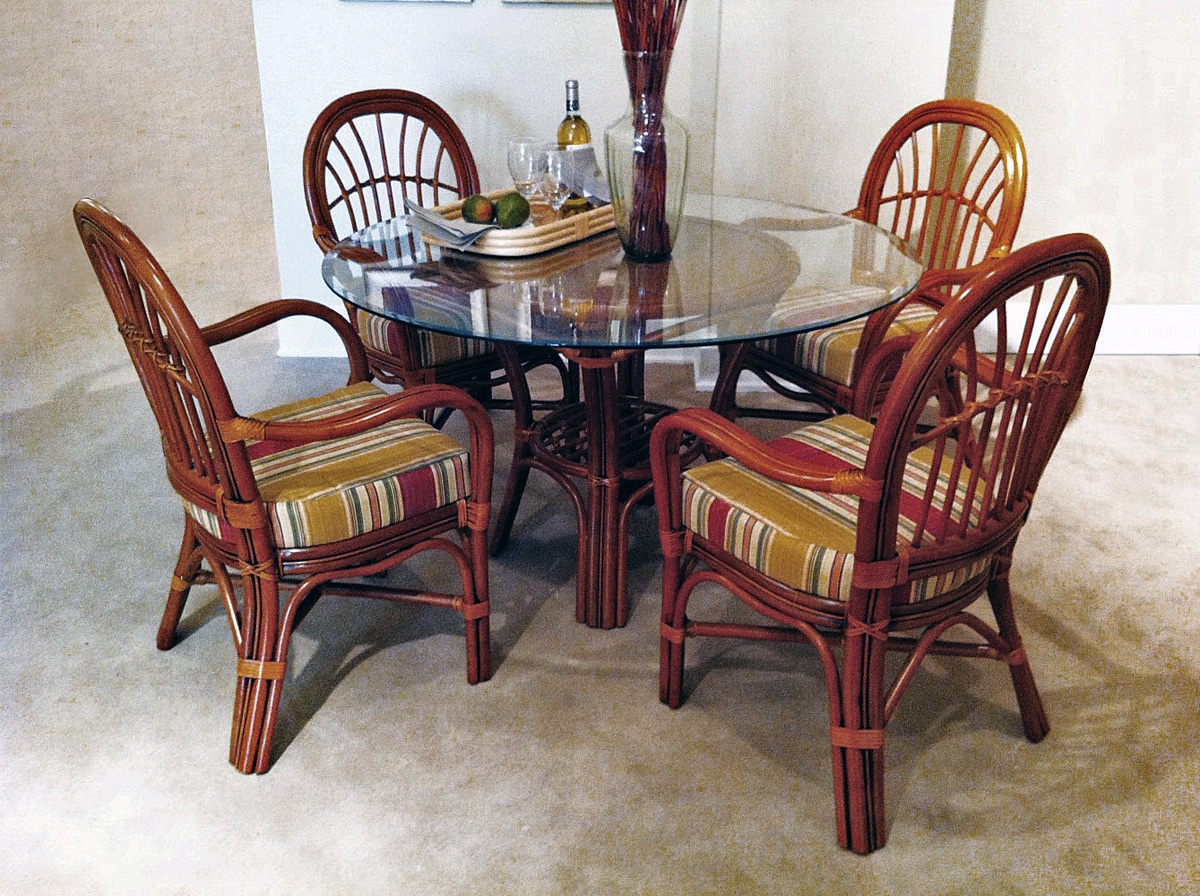 Palm Harbor Dining Set by South Sea Rattan