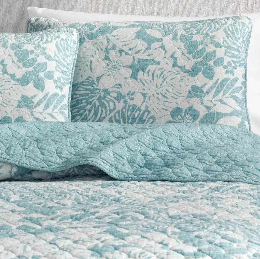 Laguna Blue 3 Pc Coastal Reversible Quilt Set 2