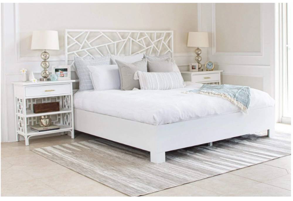 TIFFANY COMPLETE PLATFORM BED