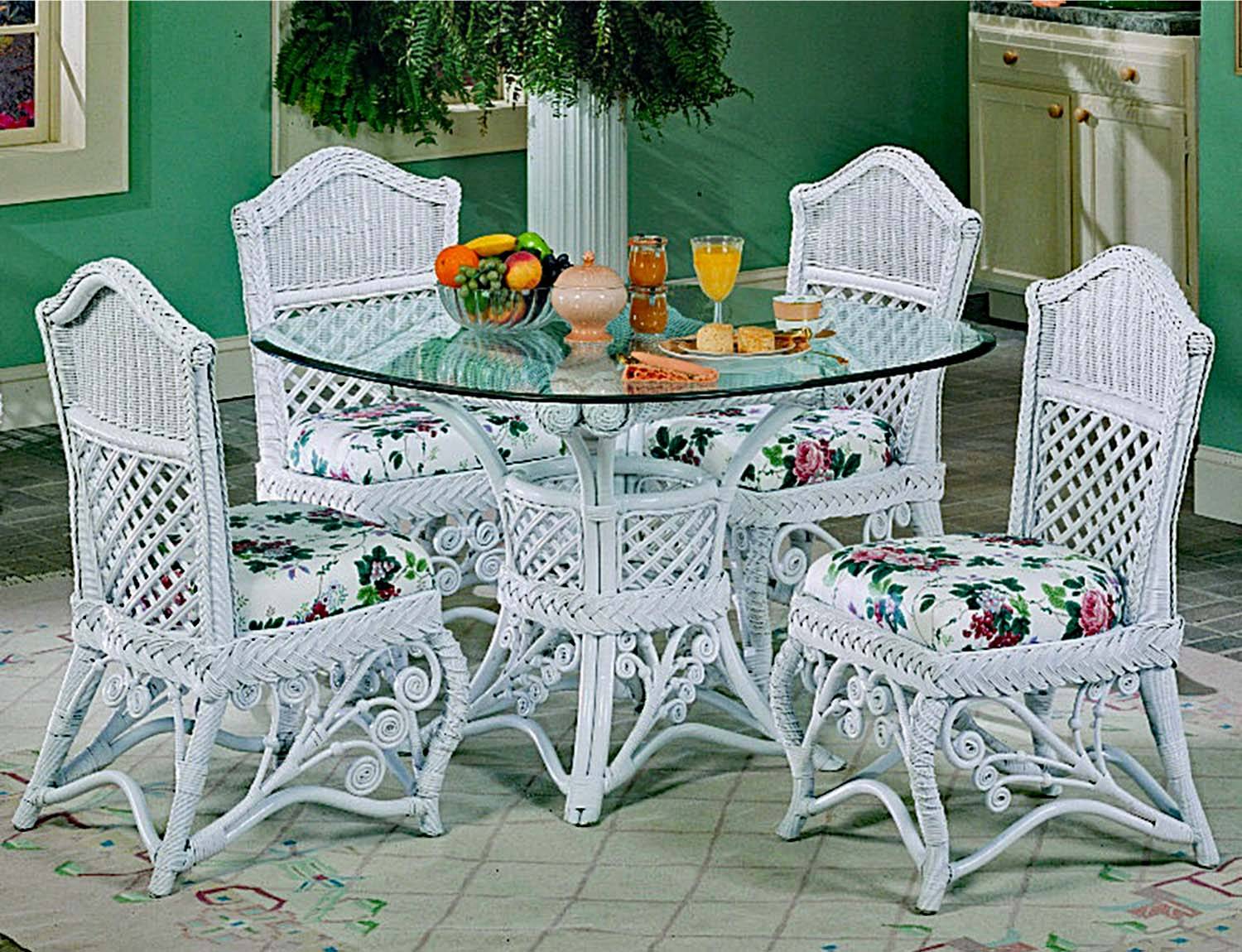 GAZEBO DINING WHITE RATTAN SET WITH SIDE CHAIRS