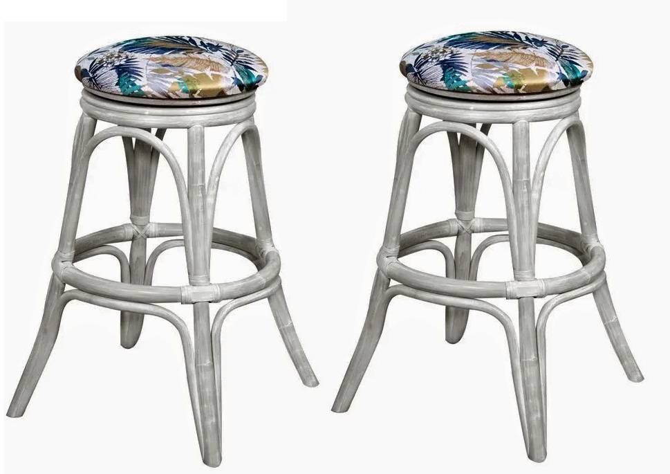 universal set of 2 backless stools