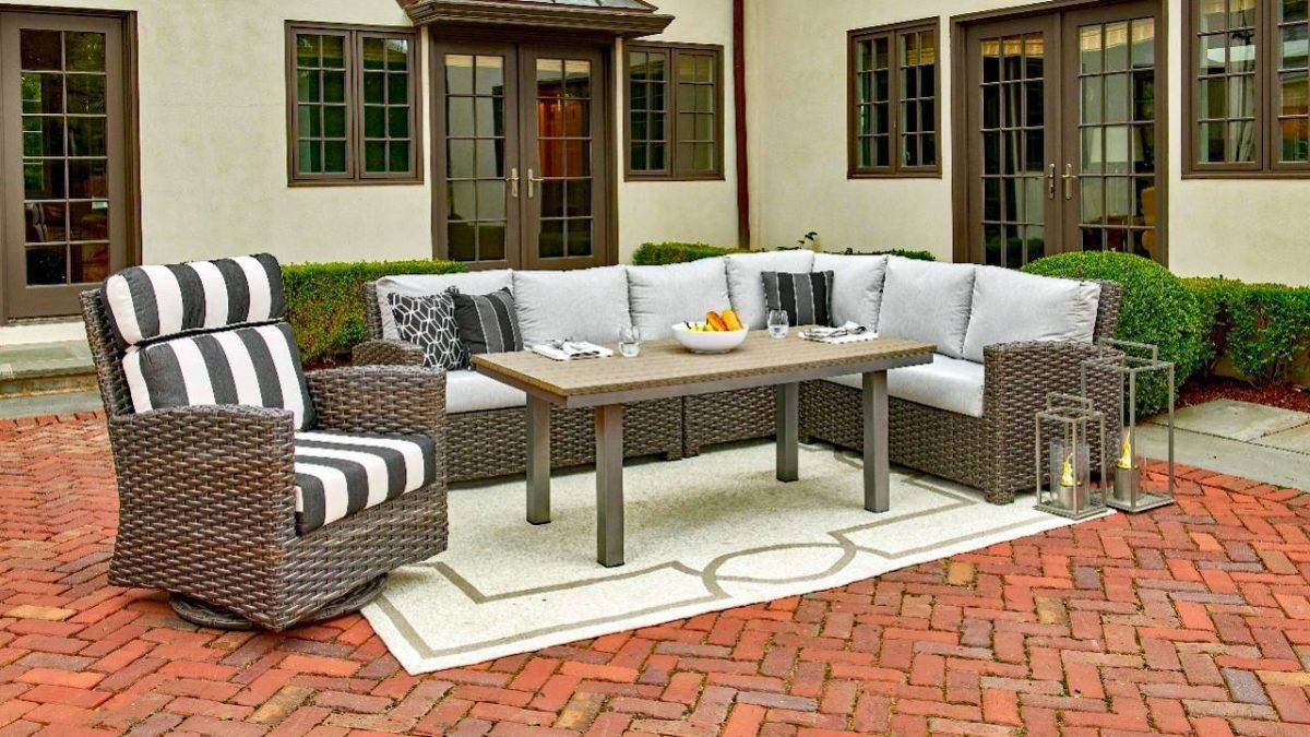 Lakeside 6 Pc Sectional Set