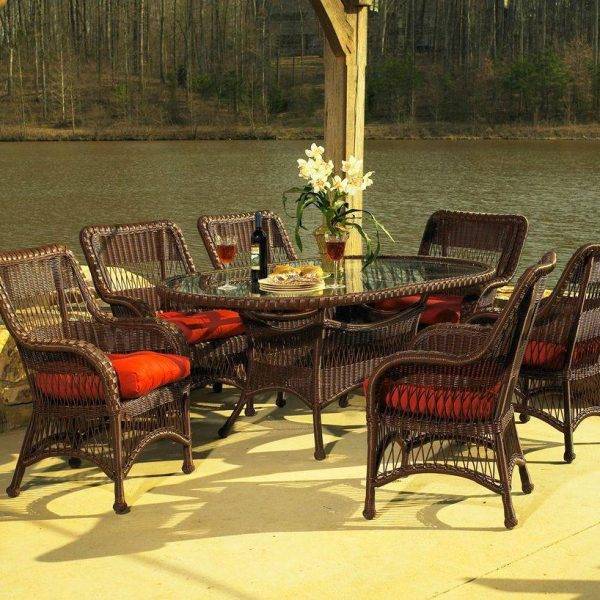 RUTGERS OVAL OUTDOOR DINING SET