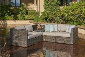 BELLANOVA SECTIONAL SET