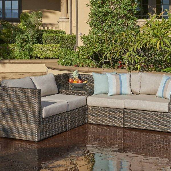 BELLANOVA SECTIONAL SET