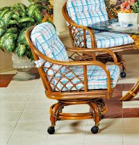 SANTA CRUZ RATTAN CASTER CHAIR
